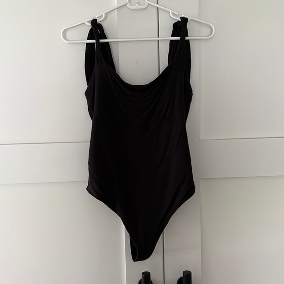 Abercrombie & Fitch Bare Shoulder-Tie Bodysuit One-Piece Thong Back Soft Drapey - Picture 2 of 6